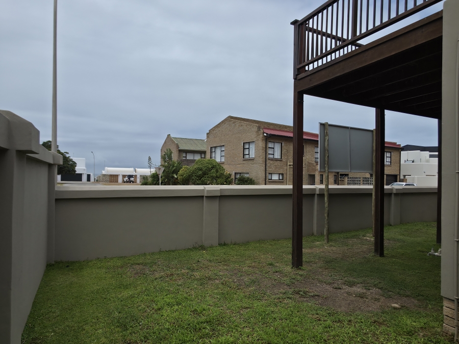 5 Bedroom Property for Sale in Ferreira Town Eastern Cape